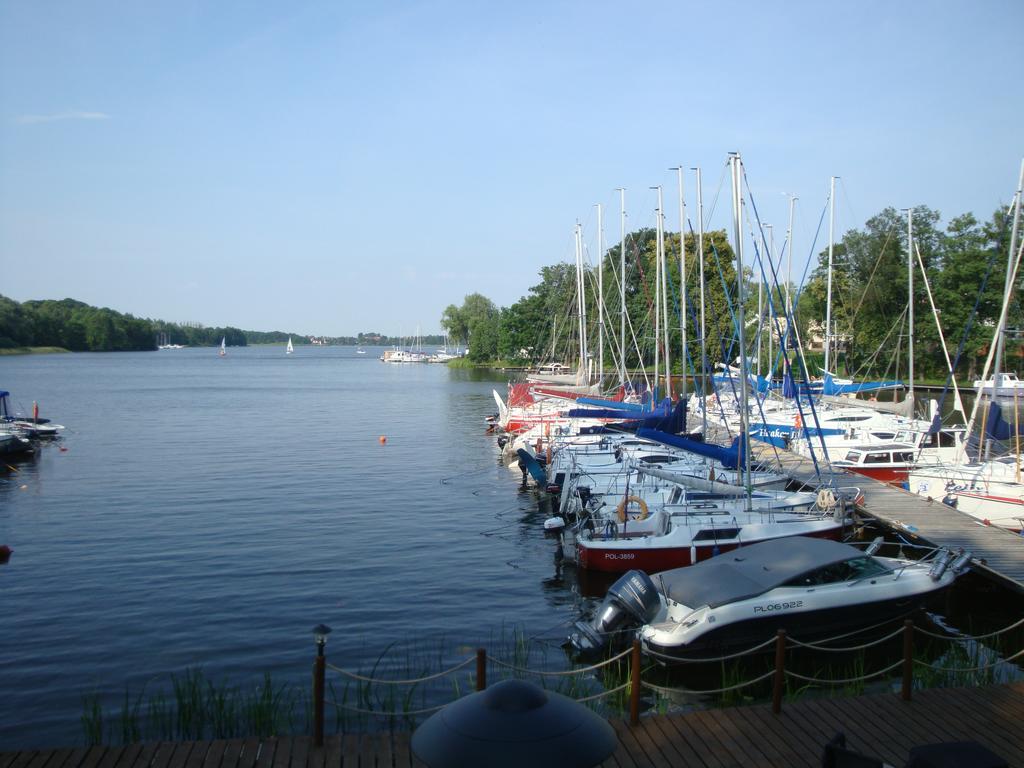 Aparthotel Admiral Iława Exteriör bild